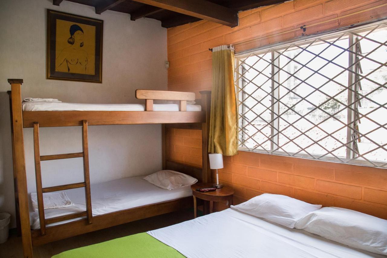 Hostel Spring City Меделин Екстериор снимка