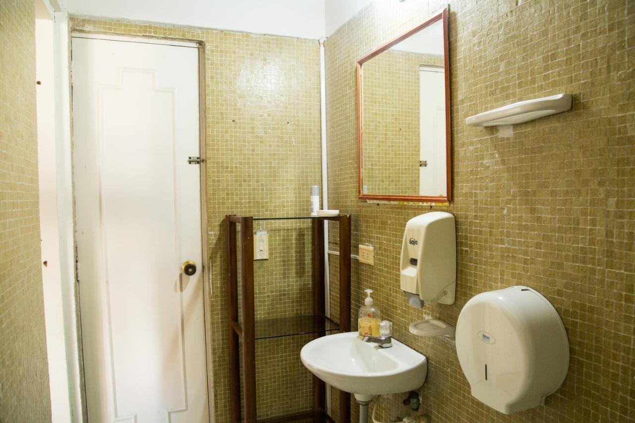 Hostel Spring City Меделин Екстериор снимка