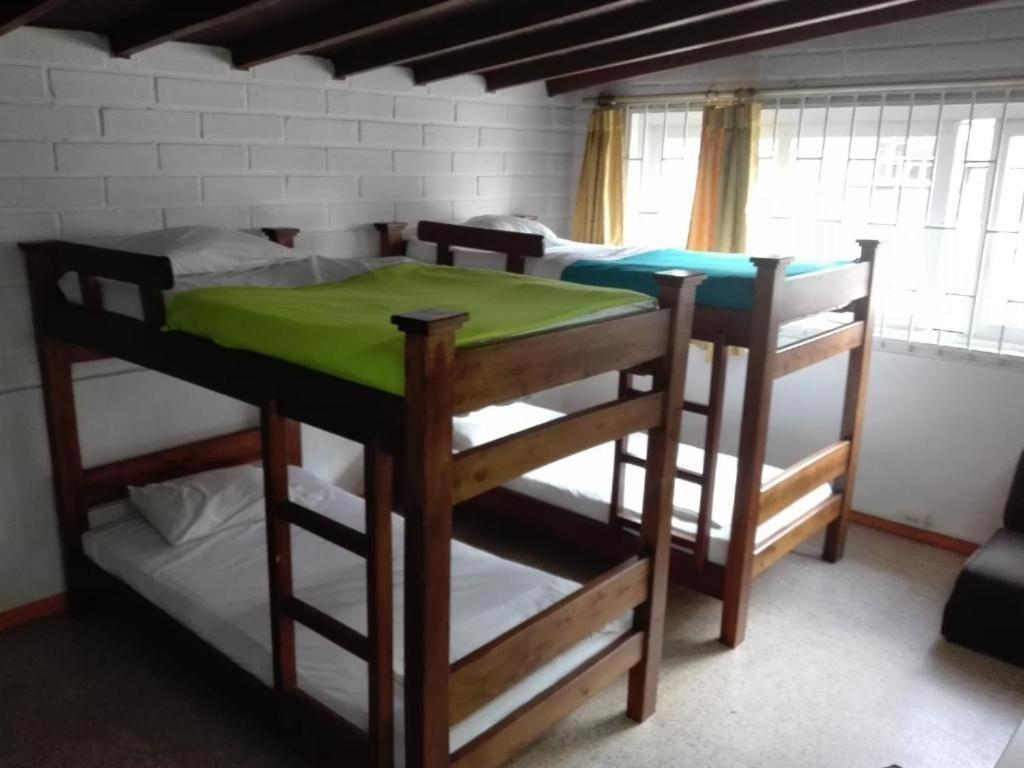 Hostel Spring City Меделин Екстериор снимка