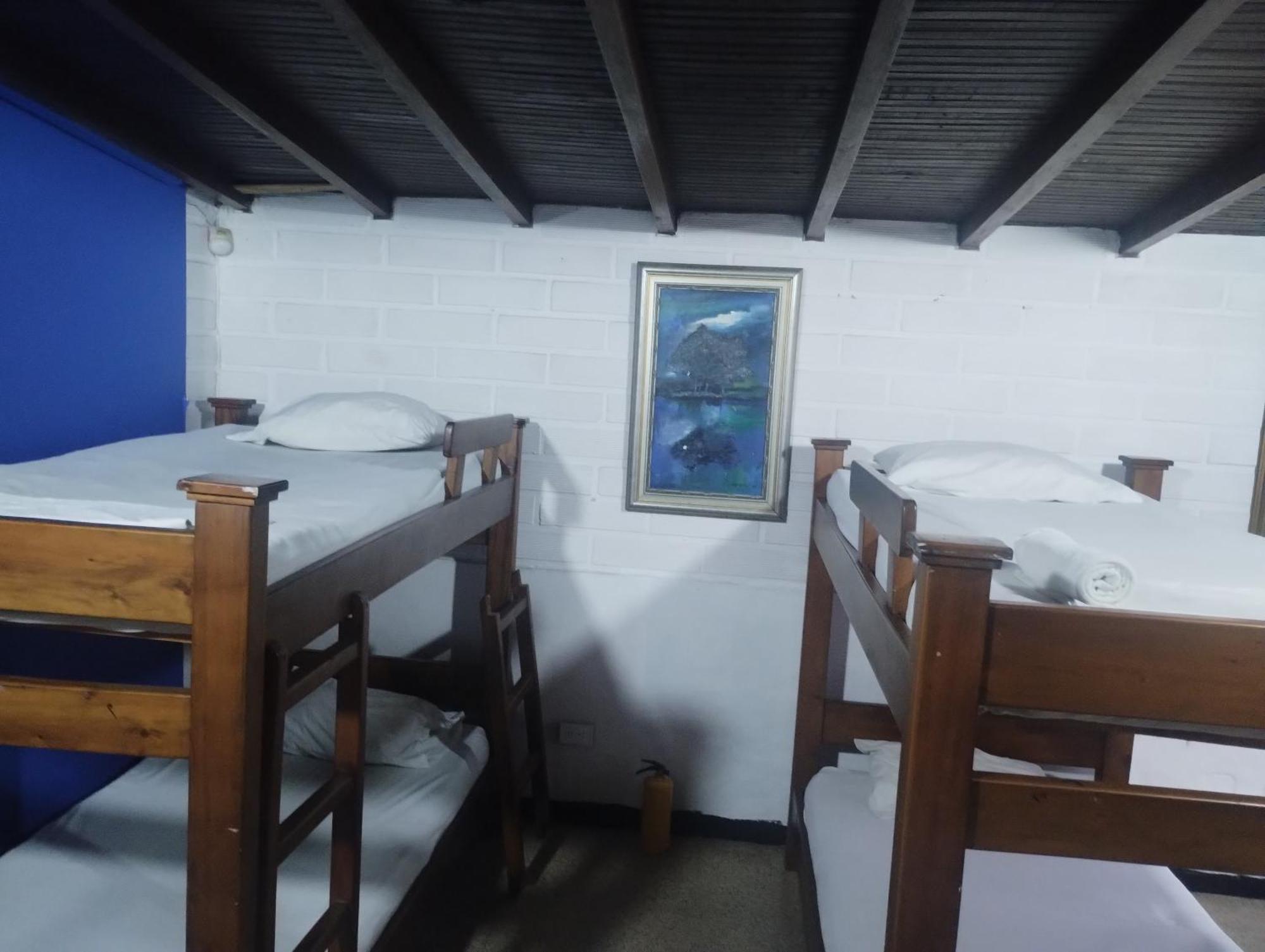 Hostel Spring City Меделин Екстериор снимка